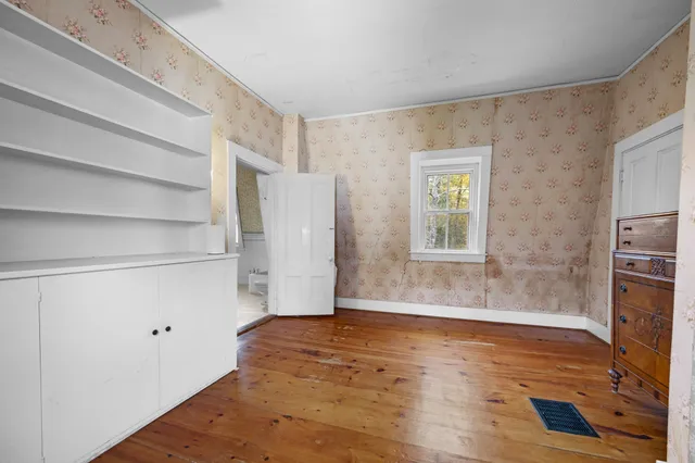 $415,000 | 17 Main Street, Franklin, ME 04634