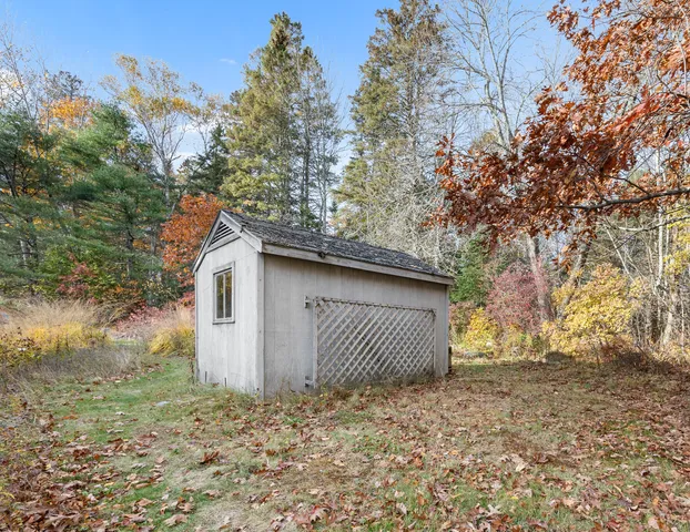 $415,000 | 17 Main Street, Franklin, ME 04634