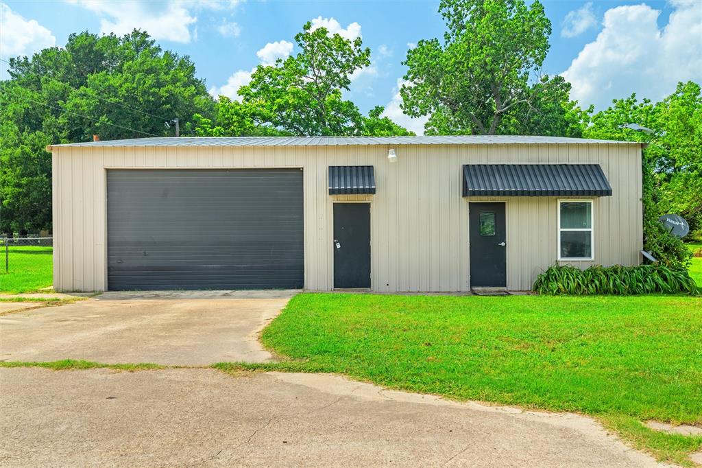 215 Pole Bridge Road Seagoville, TX 75159 - Photo 5 of 32