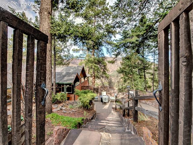 9560 Escondido Road Cascade, CO 80809 - Photo 2 of 50