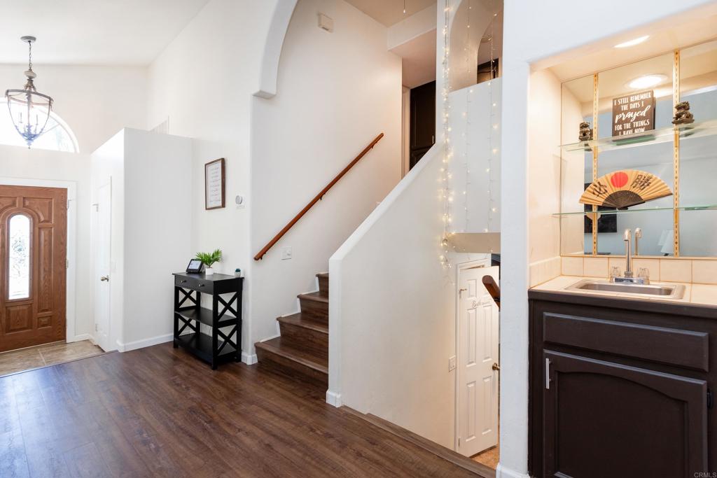 23945 Nectar Way Ramona, CA 92065 - Photo 5 of 47