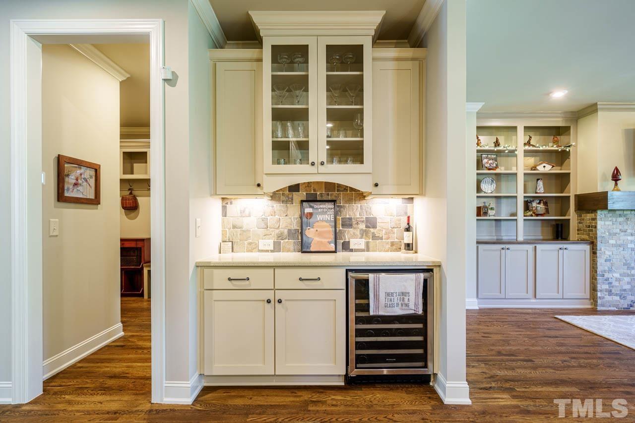 394 Cliffdale Road Chapel Hill, NC 27516 - Photo 10 of 66