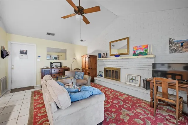 $350,000 | 1703 Park Hill Drive, Arlington, TX 76012