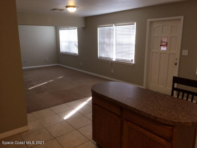 2508 Coventry Road Melbourne, FL 32935 - Photo 5 of 11 DDAB8312-3719-4FA9-92C6-9E97481B1712