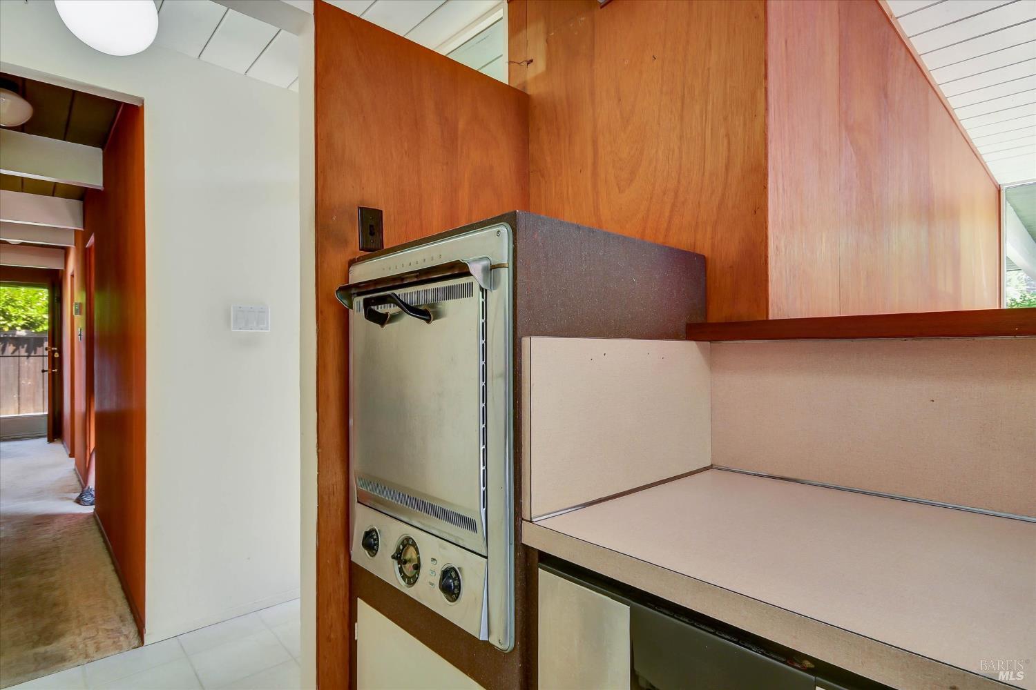 786 Bamboo Terrace San Rafael, CA 94903 - Photo 13 of 40