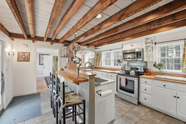 $949,000 | 35 Old Littleton Road, Harvard, MA 01451