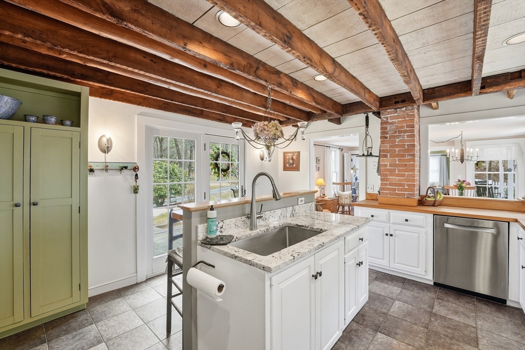 35 Old Littleton Road Harvard, MA 01451 - Photo 5 of 30