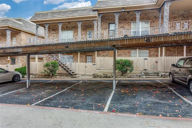 a backyard of a house