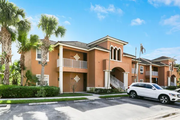 $2,050 | 8301 A Mulligan Circle, Unit 3211, Port St. Lucie, FL 34986
