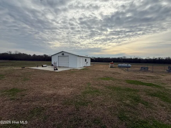 $2,300 | 1565 Old Chinquapin Road, Beulaville, NC 28518