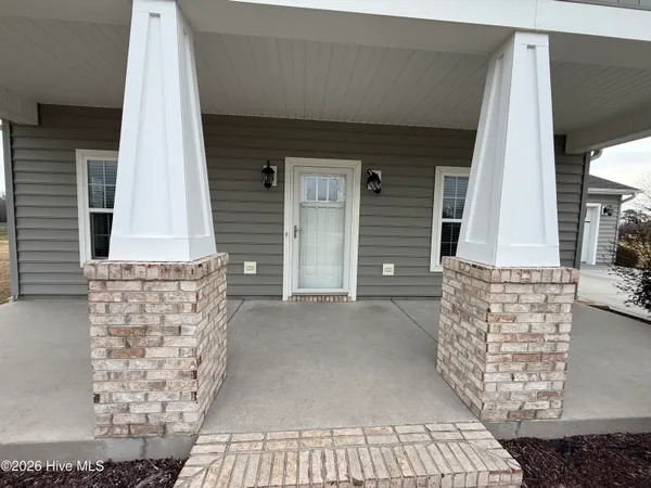 $2,300 | 1565 Old Chinquapin Road, Beulaville, NC 28518