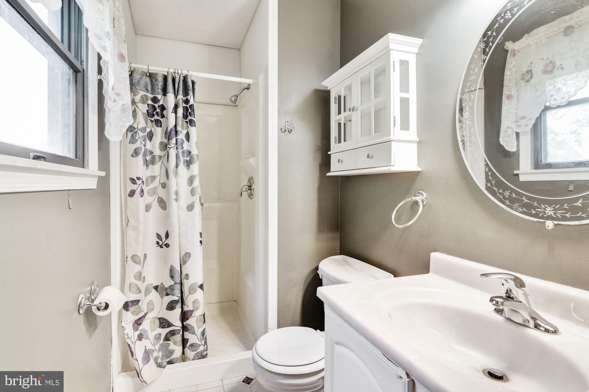 622 Pestletown Road Waterford Works, NJ 08089 - Photo 23 of 39 Master bath