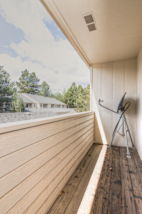 1050 Northeast Butler Market Road, Unit 17 Bend, OR 97701 - Photo 27 of 31 Butler Market Rd NE 1050 Rm17 Web (29 of