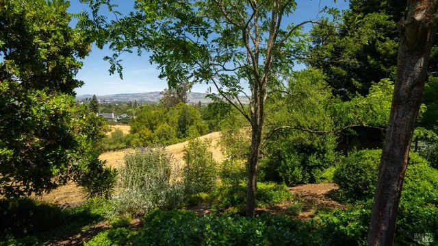 $2,279,000 | 23 Pinnacle Drive, Petaluma, CA 94952