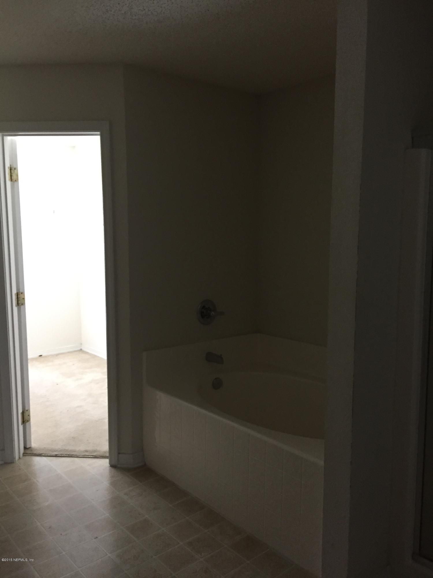 2914 Longleaf Ranch Circle Middleburg, FL 32068 - Photo 3 of 8 140