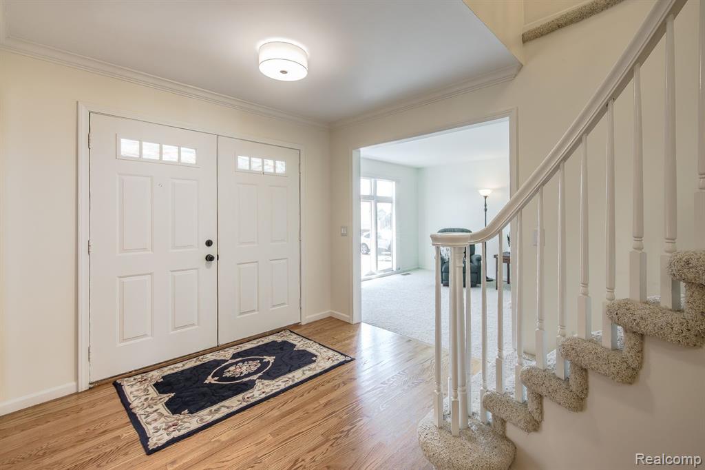 2035 Reagan Drive Rochester Hills, MI 48309 - Photo 6 of 51