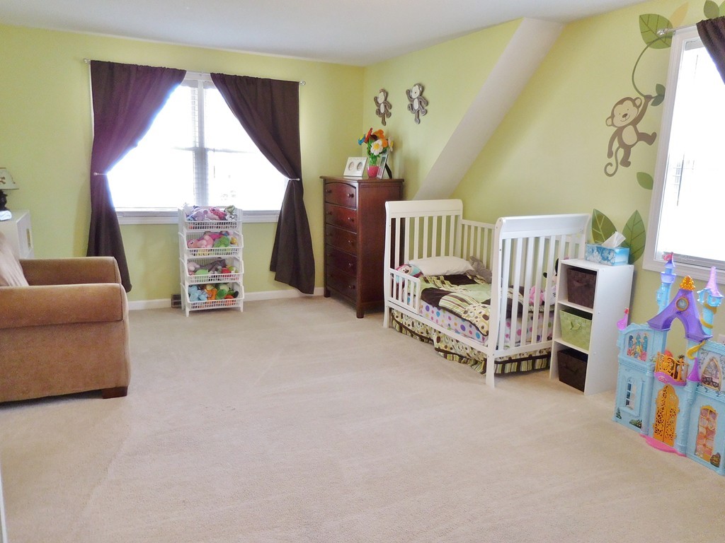 76 Pheasant Drive Springfield, MA 01119 - Photo 13 of 23