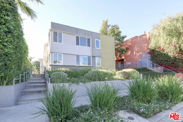 $3,650 | 609 North Hayworth Avenue, Unit 105, Los Angeles, CA 90048