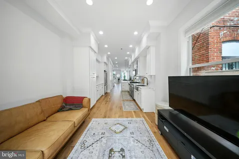 $1,150,000 | 1831 North Capitol Street Northeast, Washington, DC 20002