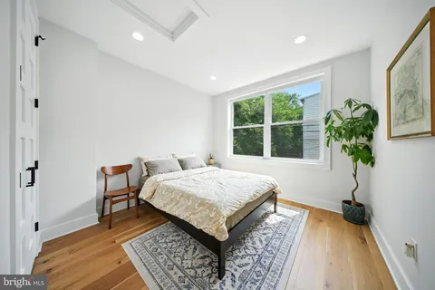 $1,150,000 | 1831 North Capitol Street Northeast, Washington, DC 20002