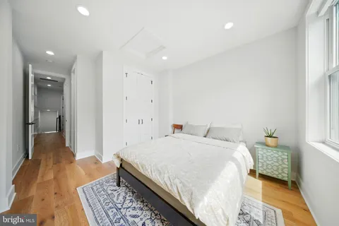 $1,150,000 | 1831 North Capitol Street Northeast, Washington, DC 20002