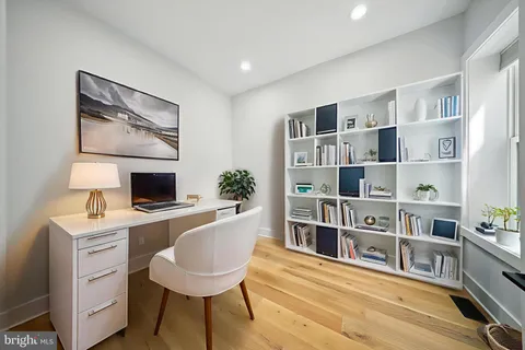 $1,150,000 | 1831 North Capitol Street Northeast, Washington, DC 20002