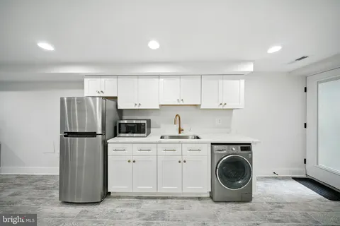 $1,150,000 | 1831 North Capitol Street Northeast, Washington, DC 20002