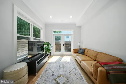 $1,150,000 | 1831 North Capitol Street Northeast, Washington, DC 20002