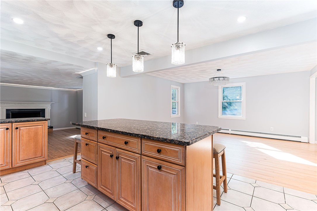 680 Fletcher Road North Kingstown, RI 02852 - Photo 9 of 41