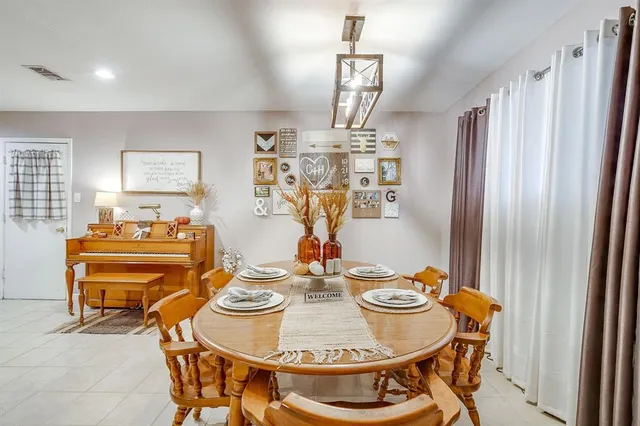 $245,000 | 312 Gardenia Court, Burleson, TX 76028