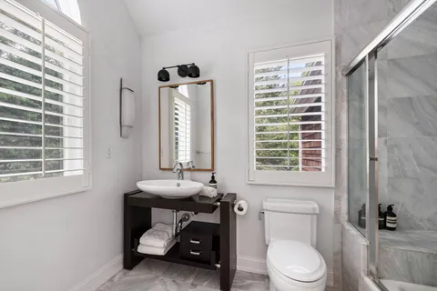 $1,890,000 | 48 Douglas Court, Hampton Bays, NY 11946