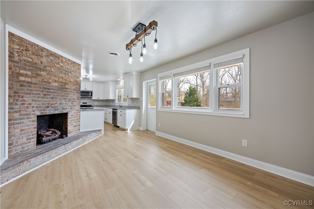 5509 Jamson Road North Chesterfield, VA 23234 - Photo 8 of 44 GAs firepkace in Family