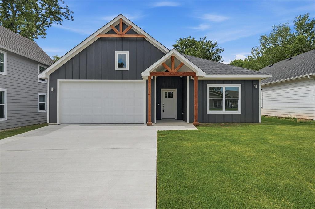 110 West Hull Street Denison, TX 75021 - Photo 2 of 36