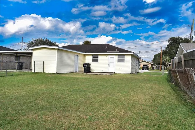 $1,450 | 108 Nu Street, Unit A, Belle Chasse, LA 70037