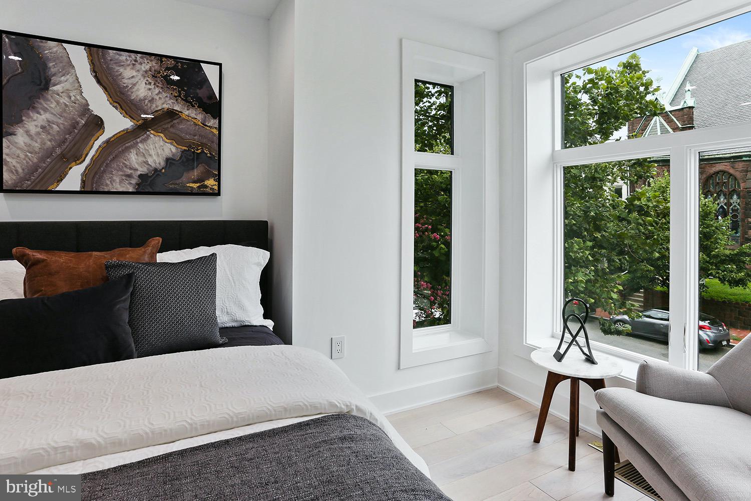 4 R Street Northwest, Unit 2 Washington, DC 20001 - Photo 17 of 28 Gallery Image 17