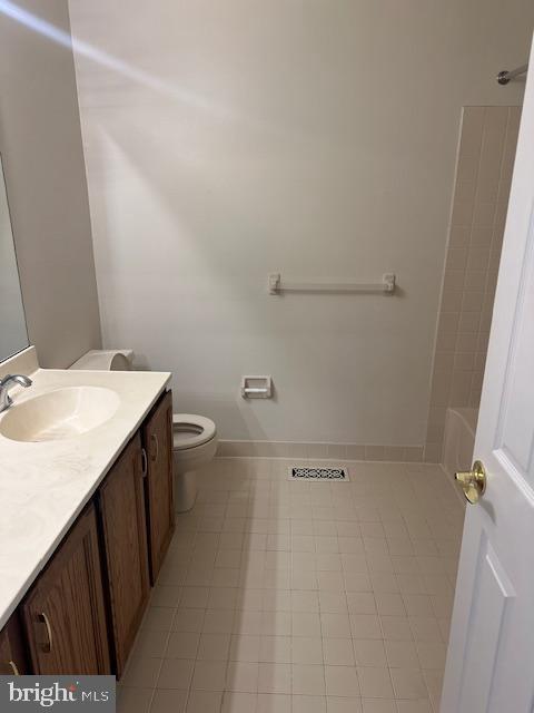 23 Bogey Circle Doylestown, PA 18901 - Photo 23 of 32 a bathroom with a sink a toilet and a mirror