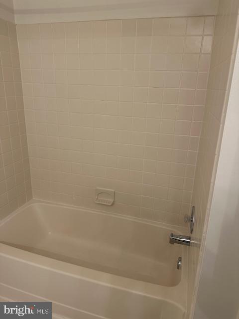 23 Bogey Circle Doylestown, PA 18901 - Photo 24 of 32 a close up of a bathtub with a shower