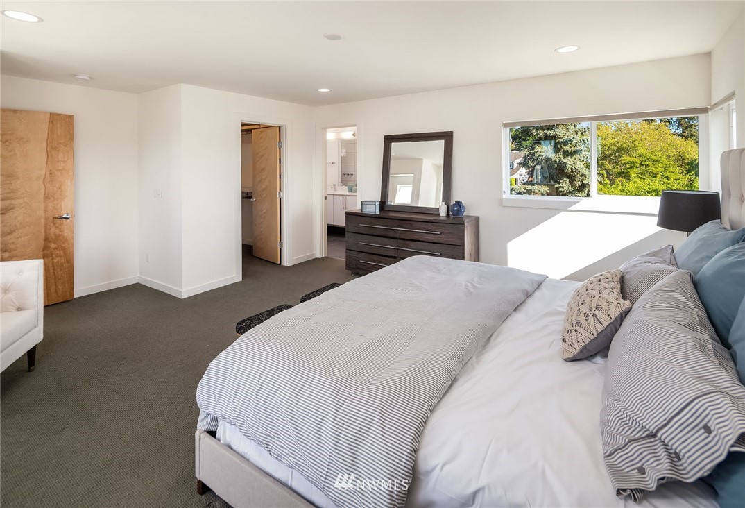1818 North 55th Street Seattle, WA 98103 - Photo 14 of 25 Gallery Image 14