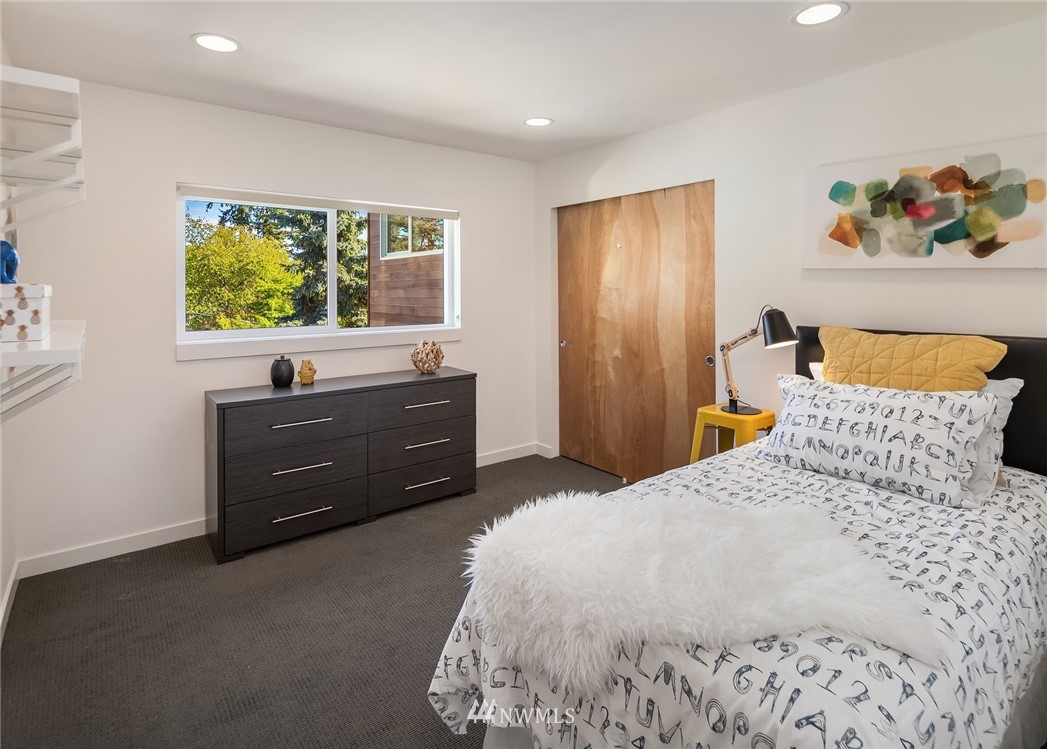 1818 North 55th Street Seattle, WA 98103 - Photo 17 of 25 Gallery Image 17