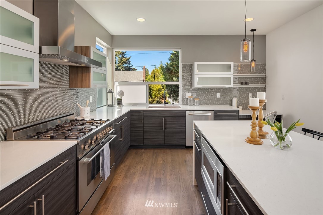 1818 North 55th Street Seattle, WA 98103 - Photo 8 of 25 Gallery Image 8