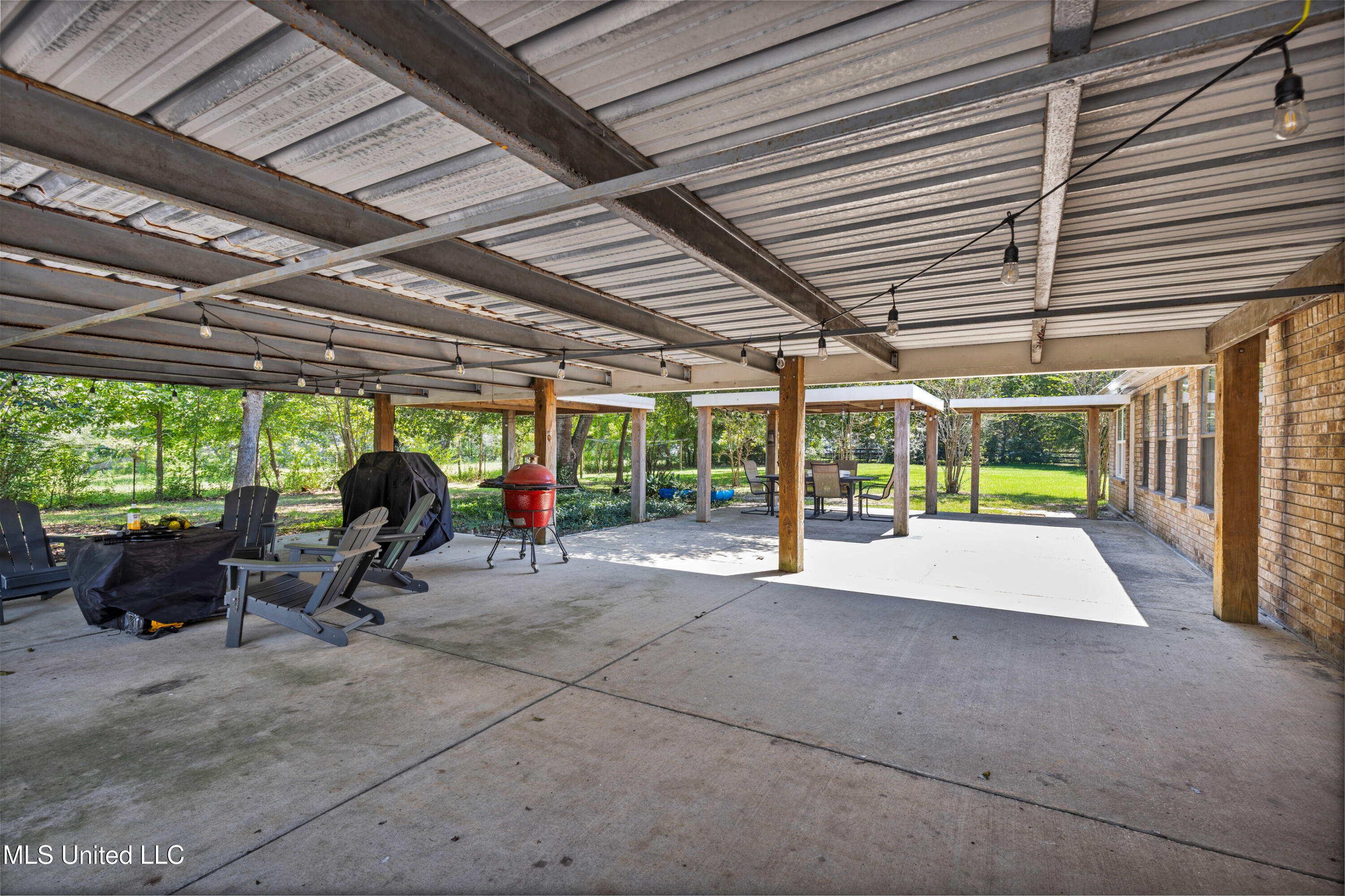 15160 Big Creek Road Gulfport, MS 39503 - Photo 11 of 61 15160BigCreekRd-14