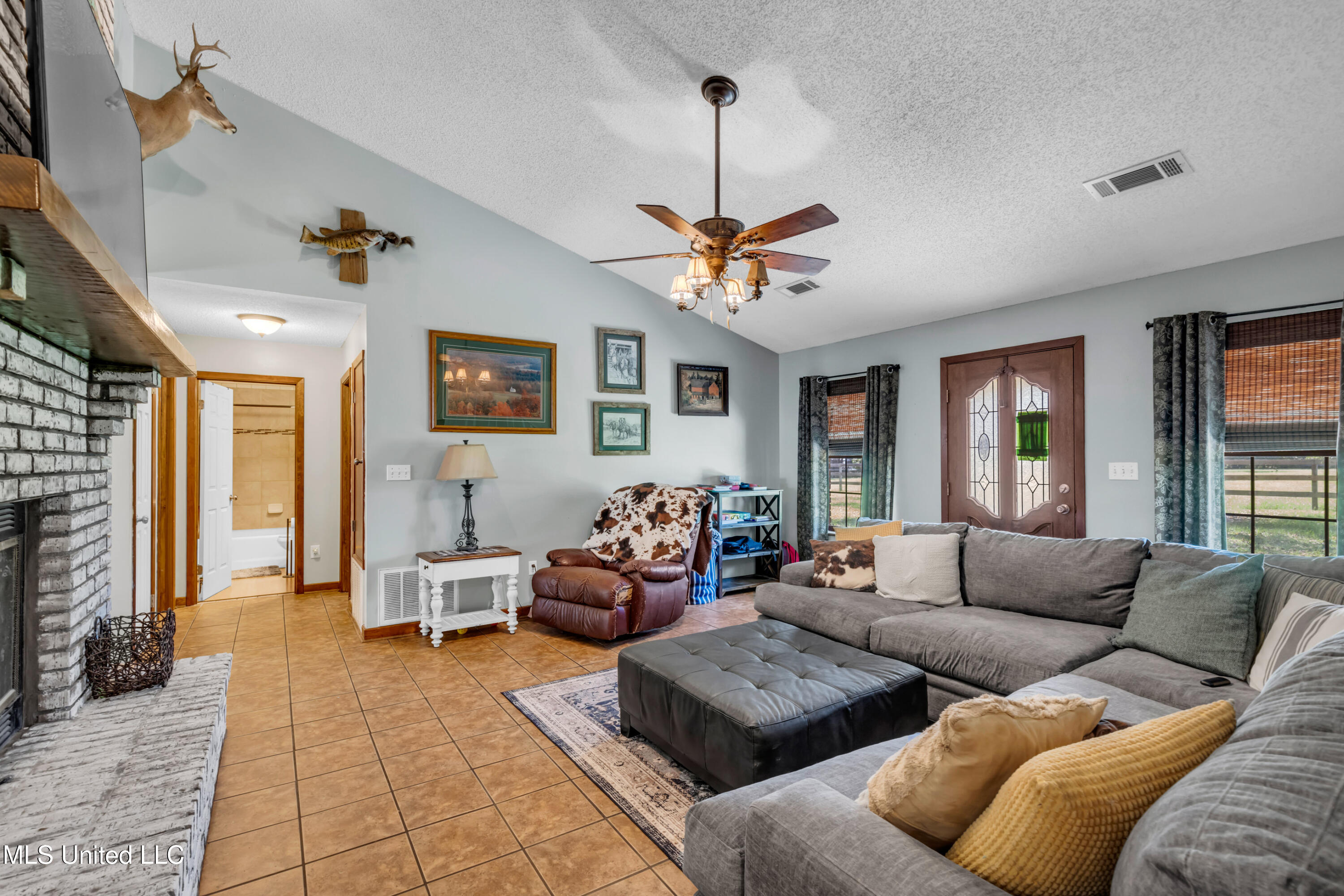15160 Big Creek Road Gulfport, MS 39503 - Photo 15 of 61 15160BigCreekRd-15