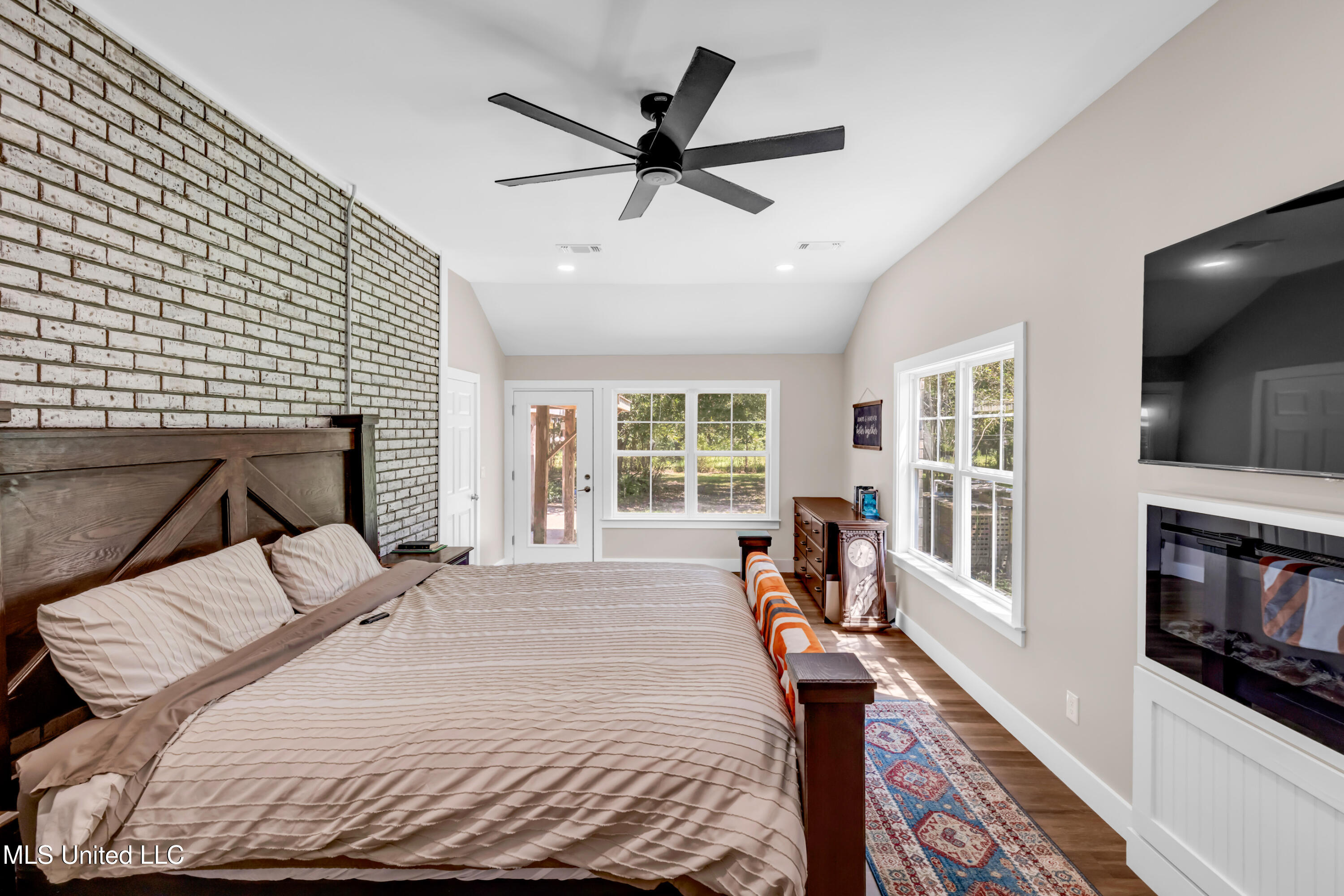 15160 Big Creek Road Gulfport, MS 39503 - Photo 25 of 61 15160BigCreekRd-28