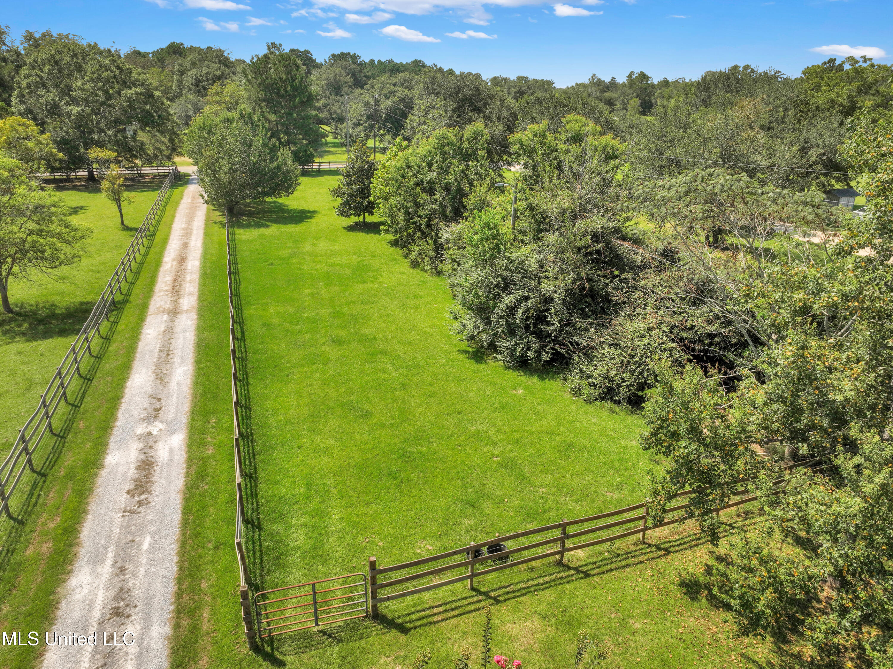 15160 Big Creek Road Gulfport, MS 39503 - Photo 51 of 61 15160BigCreekRd-51