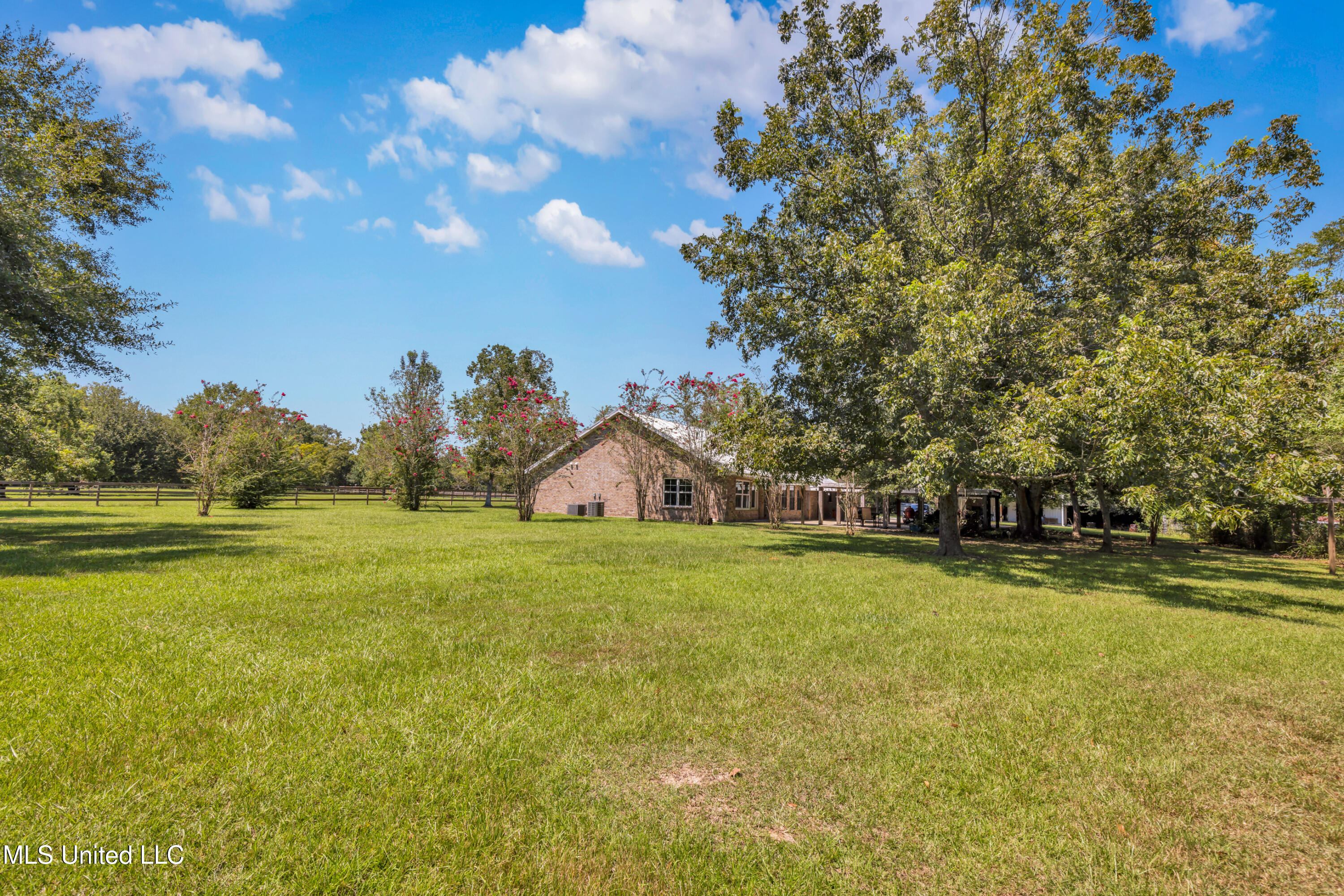15160 Big Creek Road Gulfport, MS 39503 - Photo 8 of 61 15160BigCreekRd-9