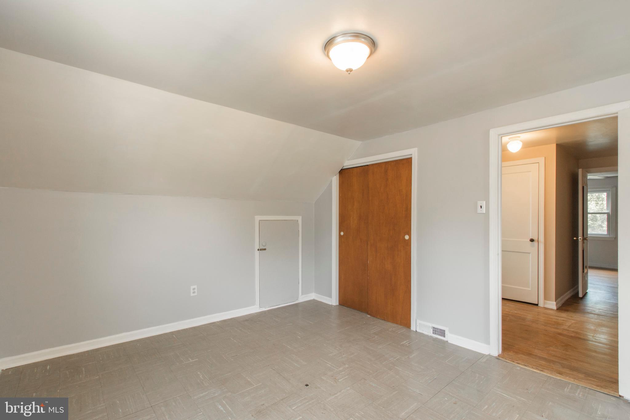406 Burton Road Oreland, PA 19075 - Photo 32 of 44 3rd bedroom, 2nd floor