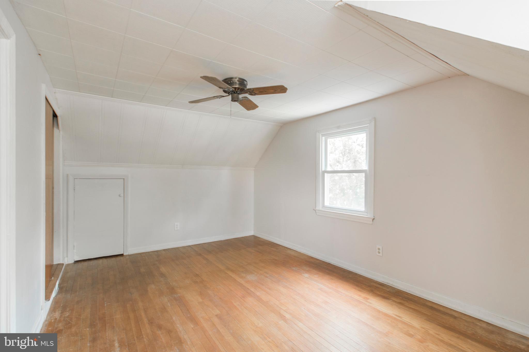 406 Burton Road Oreland, PA 19075 - Photo 36 of 44 4th bedroom, 2nd floor