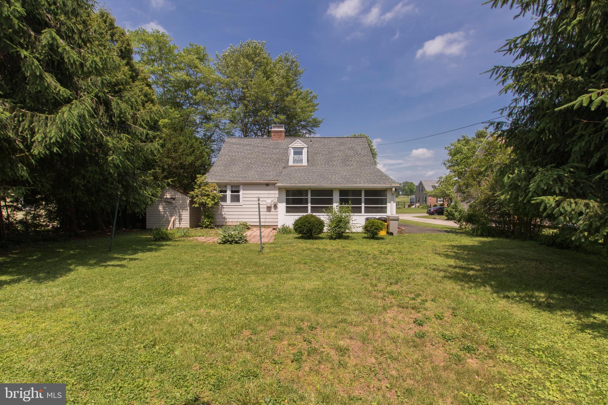 406 Burton Road Oreland, PA 19075 - Photo 43 of 44 Exterior rear