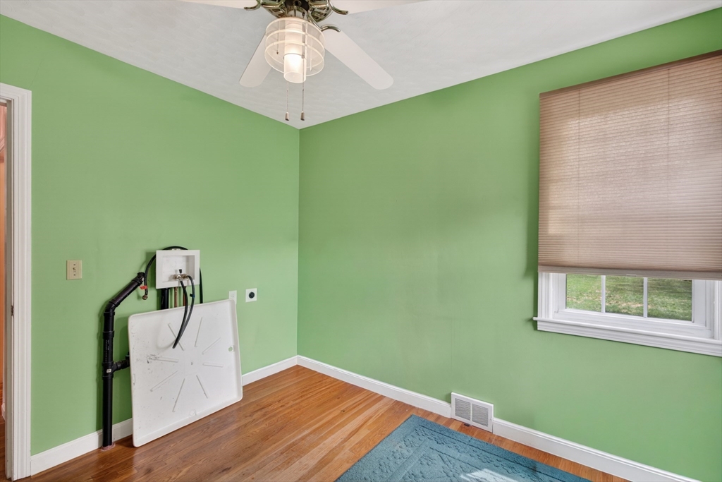 13 Hamilton Road Northborough, MA 01532 - Photo 20 of 40
