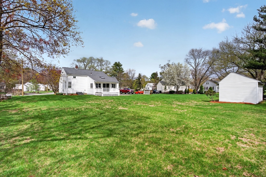 13 Hamilton Road Northborough, MA 01532 - Photo 36 of 40